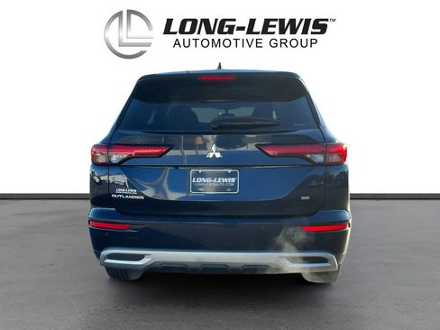 Used 2022 Mitsubishi Outlander SE image 5