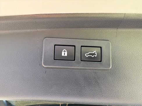 Used 2024 Subaru Outback Premium AWD/4WD image 24