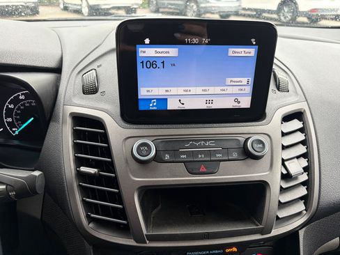 Used 2019 Ford Transit Connect XLT FWD image 6
