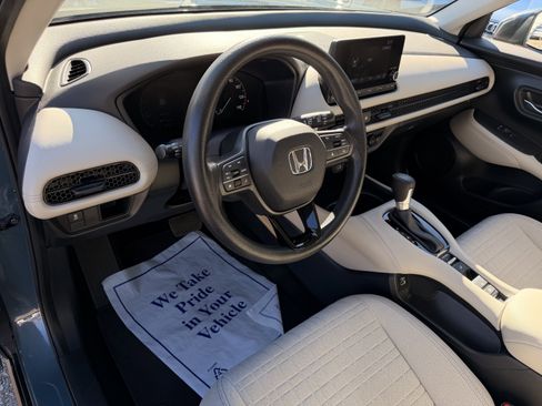 Certified 2023 Honda HR-V LX image 13