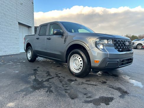 New 2025 Ford Maverick XL w/ Equipment Group 101A image 11