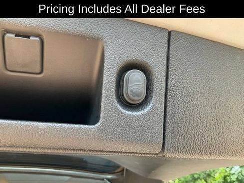 Used 2020 Cadillac Escalade ESV Premium Luxury AWD/4WD image 22
