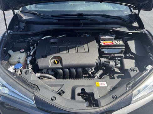 Used 2018 Toyota C-HR XLE FWD image 20