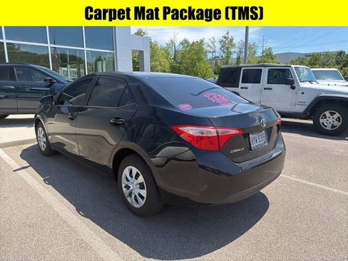 Used 2017 Toyota Corolla L w/ Carpet Mat Package (TMS) FWD image 4