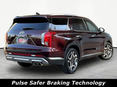 Used 2023 Hyundai Palisade Limited FWD image 6