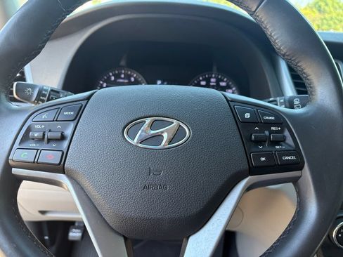 Used 2016 Hyundai Tucson Sport AWD/4WD image 20