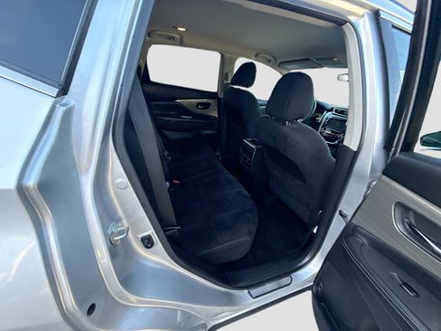 Used 2017 Nissan Murano SV FWD image 29