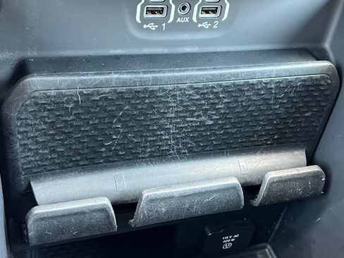 Used 2021 RAM 1500 Laramie w/ Sport Appearance Package AWD/4WD image 35