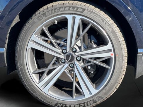 New 2025 Genesis GV80 3.5T e-SC image 34