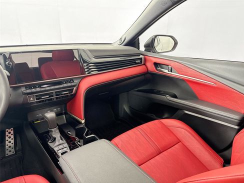 Certified 2025 Toyota Camry XSE image 33