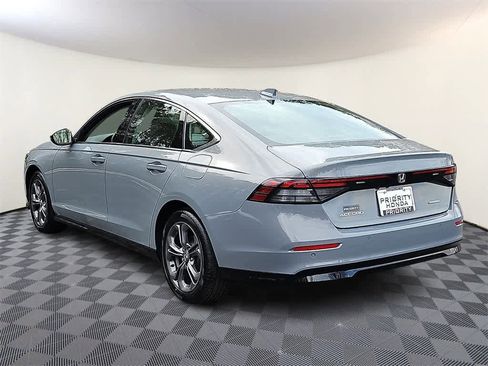 Used 2025 Honda Accord EX-L image 6