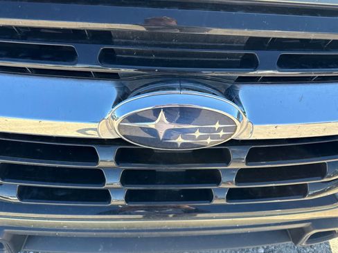 Used 2023 Subaru Ascent Premium w/ Convenience Package AWD/4WD image 11