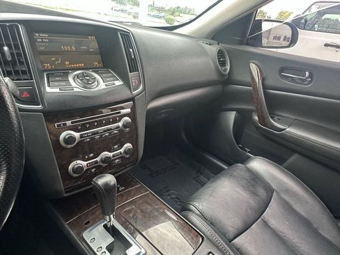 Used 2011 Nissan Maxima 3.5 SV w/ Premium Pkg FWD image 36