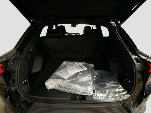 New 2026 Chevrolet Equinox EV LT image 26