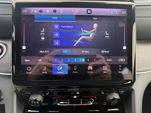 New 2025 Jeep Grand Cherokee L Limited image 27