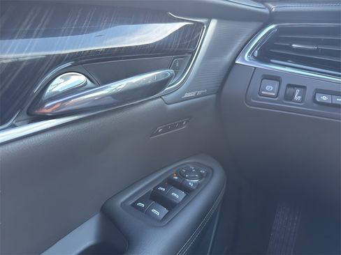 Certified 2022 Cadillac XT6 Premium Luxury w/ Technology Package image 30