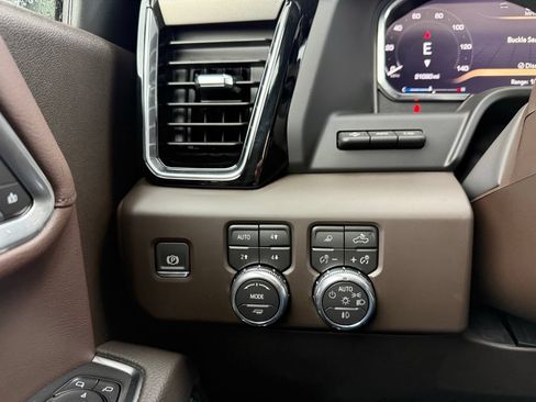 Used 2026 GMC Sierra 1500 Denali AWD/4WD image 13