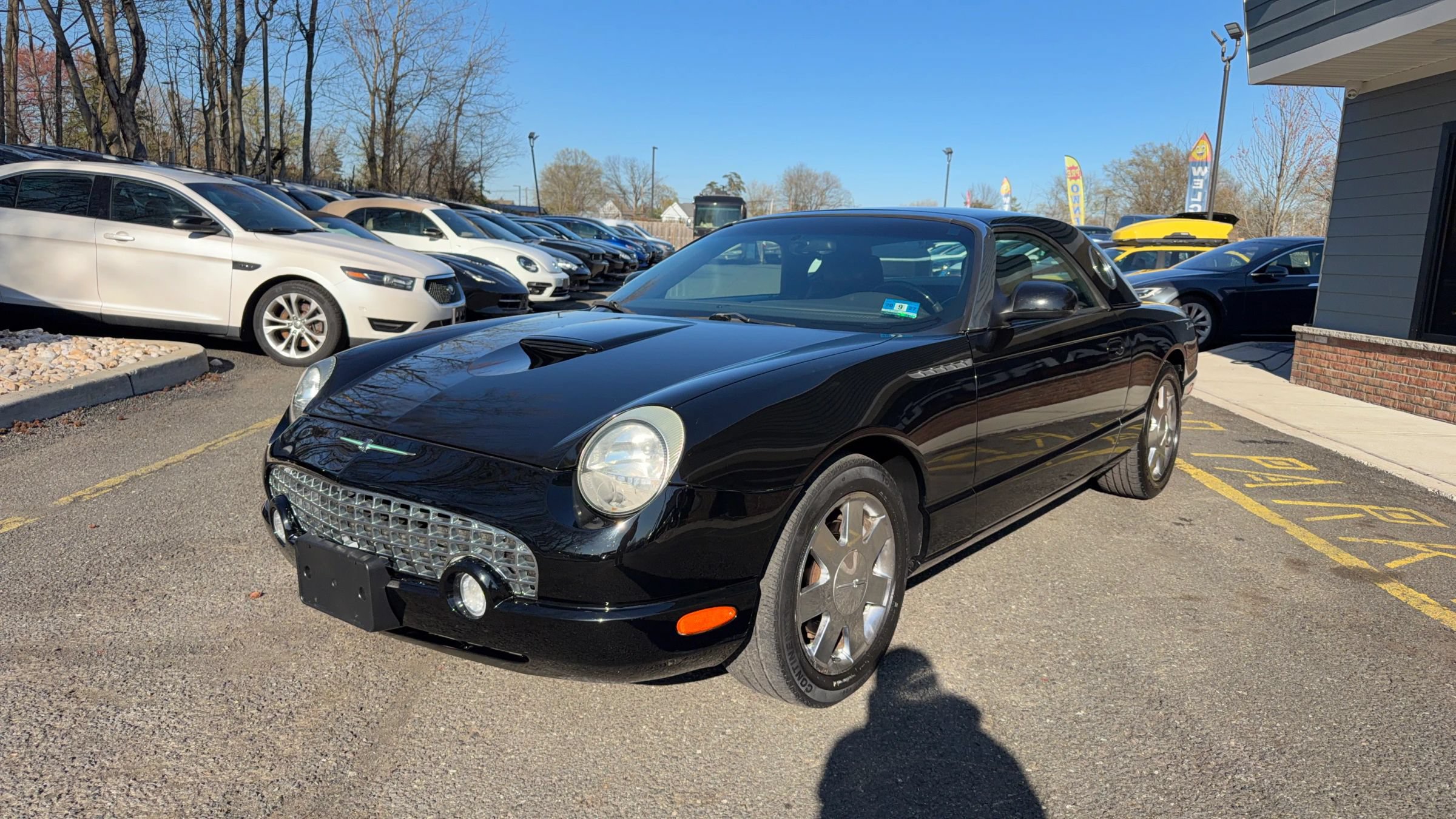 Used 2002 Ford Thunderbird RWD image 1
