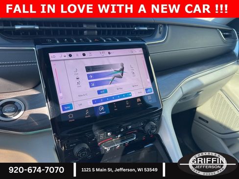 Used 2023 Jeep Grand Cherokee Overland image 22