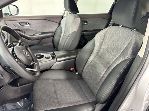 Certified 2022 Nissan Rogue SV AWD/4WD image 18