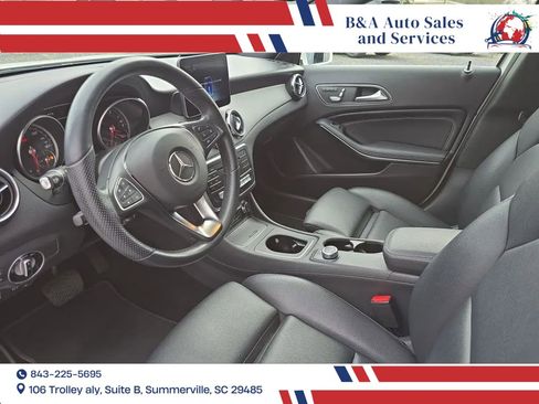 Used 2019 Mercedes-Benz GLA 250 GLA 250 Sport Utility 4D image 16