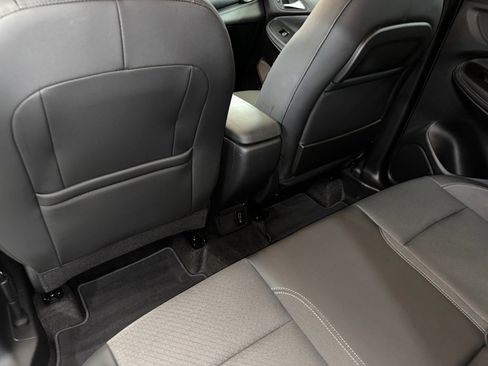 Certified 2022 Buick Encore GX Preferred w/ Cold Weather Comfort Package image 18