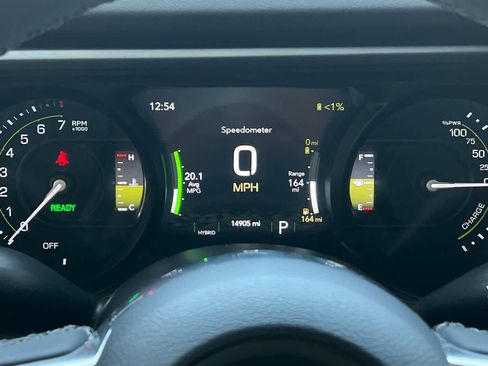 Used 2025 Jeep Wrangler Unlimited Sahara AWD/4WD image 25