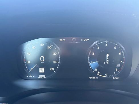 Used 2021 Volvo S60 T5 Momentum w/ Premium Package FWD image 31