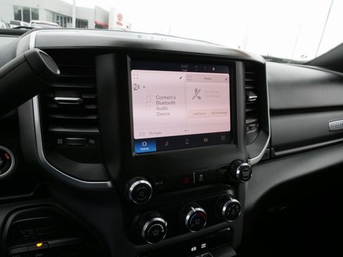 Used 2024 RAM 3500 Big Horn image 27