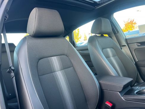 Used 2025 Honda Civic FWD Hybrid Sedan image 31