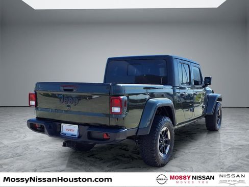 Used 2022 Jeep Gladiator Sport image 7