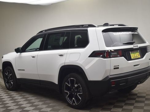 New 2026 Jeep Cherokee Overland w/ Trailer Tow Group AWD/4WD image 14