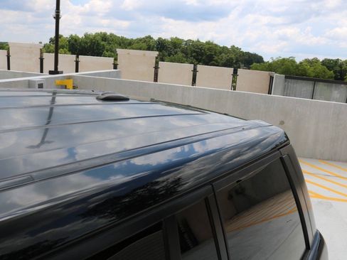 Used 2010 Land Rover Range Rover HSE AWD/4WD image 99