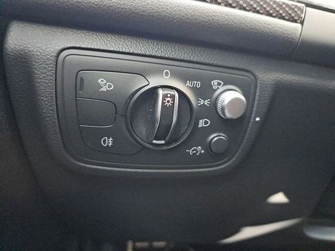 Used 2016 Audi S6 Prestige w/ Prestige Package image 17