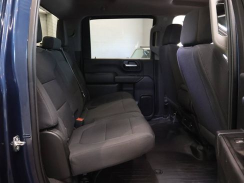 Used 2020 Chevrolet Silverado 2500 Custom w/ Custom Convenience Package AWD/4WD image 14