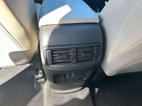 Used 2020 Honda CR-V EX-L image 11