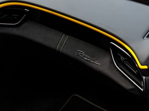 Used 2025 Ferrari Roma Spider RWD image 17