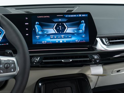 New 2026 BMW X1 xDrive28i w/ Technology Package image 19