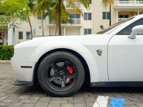 Used 2018 Dodge Challenger SRT Demon RWD image 13