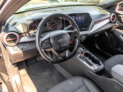 Used 2024 Chevrolet Trax RS w/ Driver Confidence Package FWD image 7