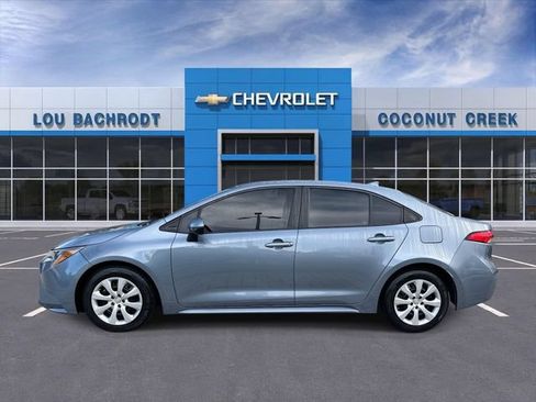 Used 2023 Toyota Corolla LE FWD image 5