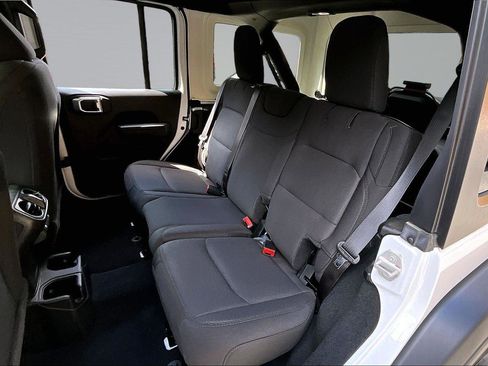 Used 2023 Jeep Wrangler Sport S image 27