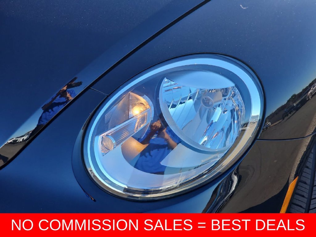 Used 2016 Volkswagen Beetle 1.8T SE FWD image 31