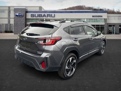 Used 2025 Subaru Crosstrek 2.5i Limited w/ Crosstrek Mirror Package image 5