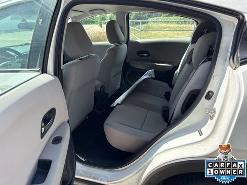 Used 2018 Honda HR-V LX image 23