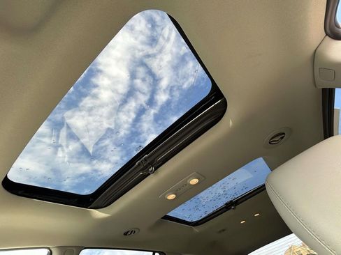 Used 2017 Buick Enclave Leather w/ Trailering Package image 11