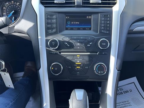 Used 2016 Ford Fusion S image 20