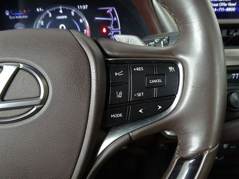 Used 2019 Lexus ES 350 image 28