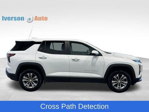 Used 2026 Chevrolet Equinox LT AWD/4WD image 10