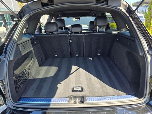 Used 2022 Mercedes-Benz GLC 300 4MATIC image 11